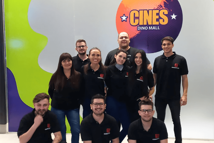 promotores cines dinosaurio mall alro verde cordoba elbibliotecom aumentada