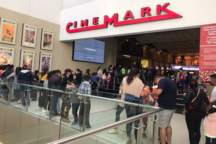 Cinemark, Santa Cruz de la Sierra, Bolivia. Elbibliote.com